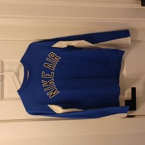 Boys' Nike Long Sleeve Tee in Size Large